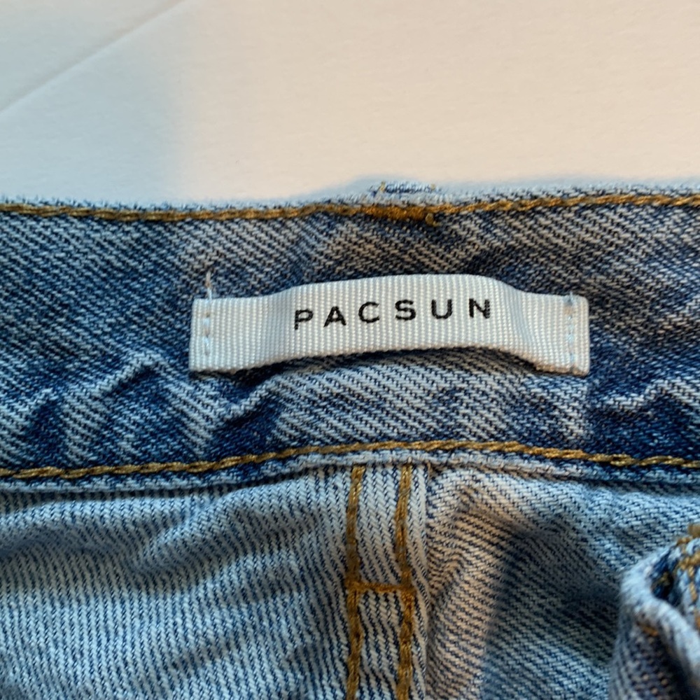 PacSun Women’s Jeans - Picture 3 of 4